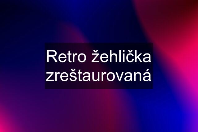 Retro žehlička zreštaurovaná